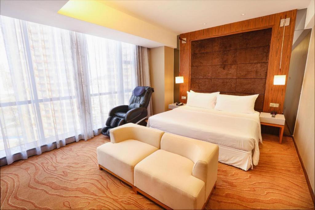 Ramada Plaza Huizhou East Hotel Eksteriør bilde