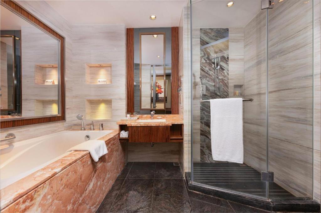 Ramada Plaza Huizhou East Hotel Eksteriør bilde