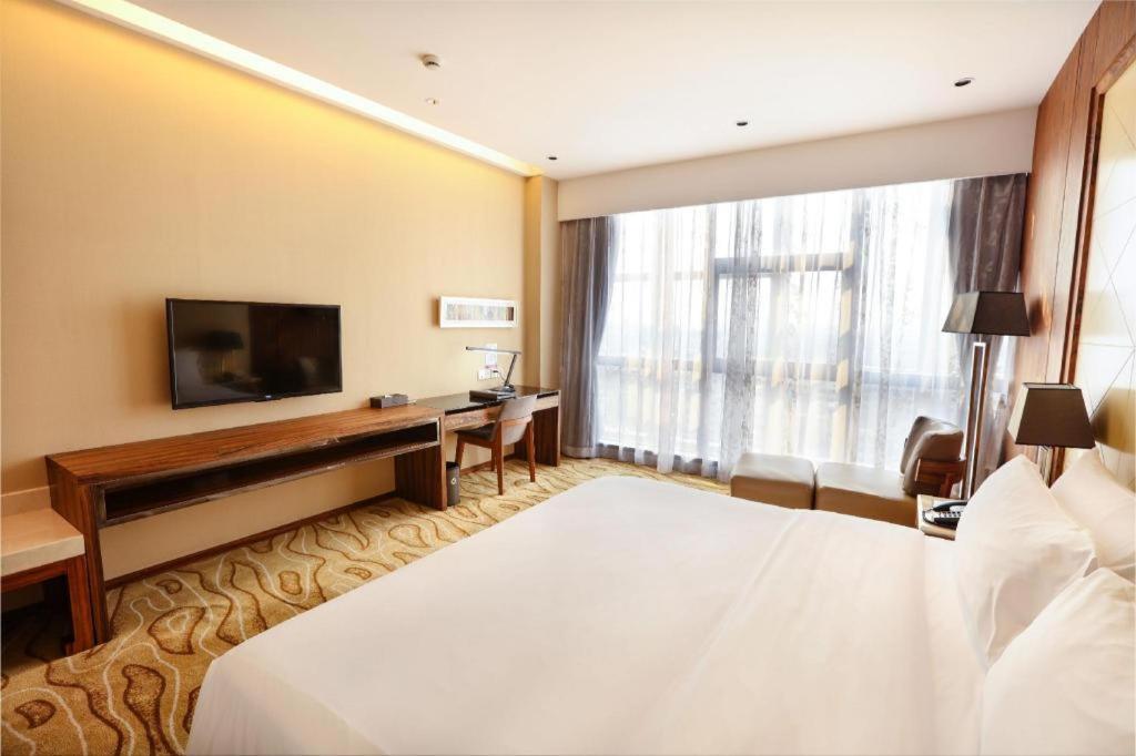 Ramada Plaza Huizhou East Hotel Eksteriør bilde